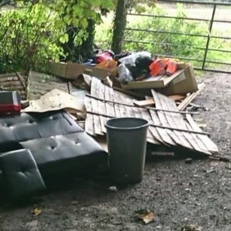 Delivery driver forced to pay more than £4.5k after fly-tipping rubbish on Wiltshire road